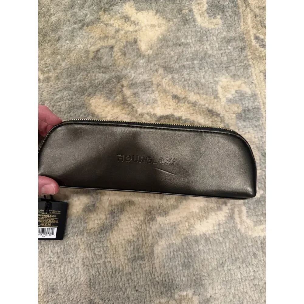 HOURGLASS Essentials Makeup Brush Set & Makeup Bag $197 Value NWT - Picture 7 of 9